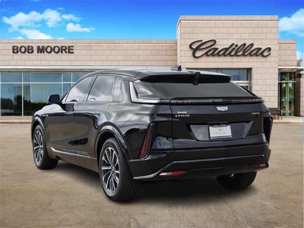 2025 Cadillac Lyriq Sport photo 5