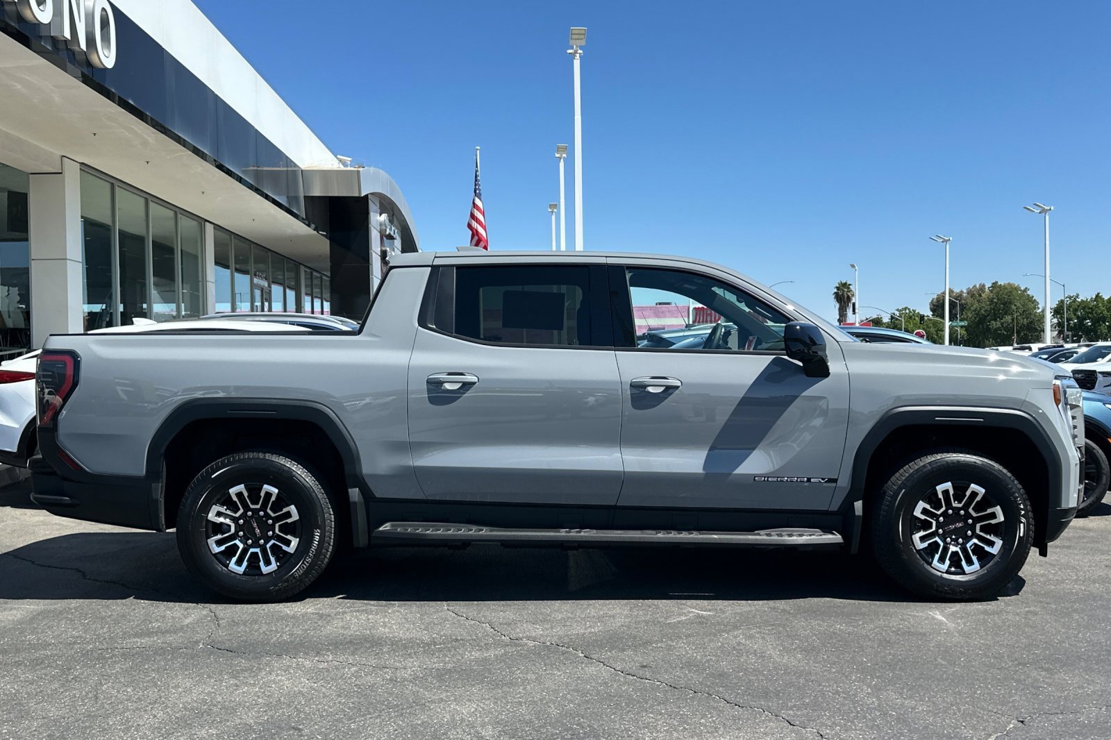 2026 Gmc Sierra Elevation photo 4