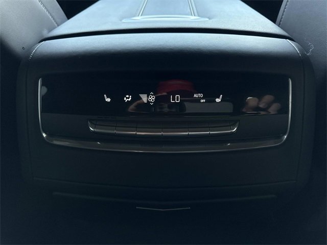 2023 Cadillac Escalade photo 16