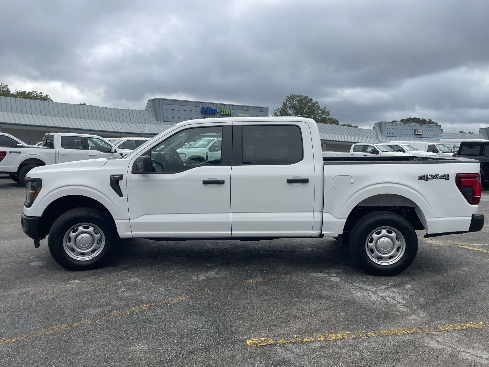 2025 Ford F-150 XL photo 5