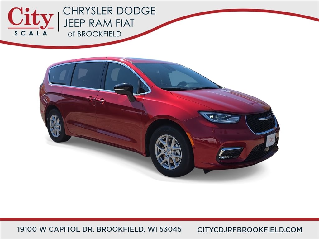 2026 Chrysler Pacifica Select's photo