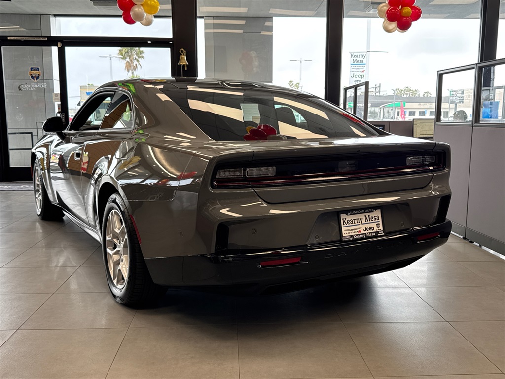 2025 Dodge Charger R/T photo 9