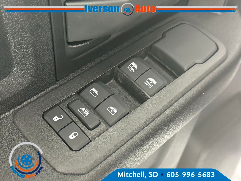 2026 Ram 2500 Tradesman photo 12