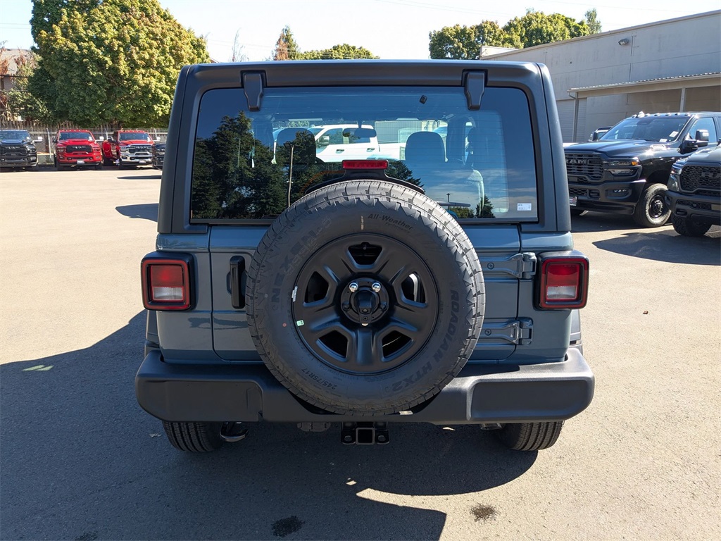 2025 Jeep Wrangler Sport photo 6