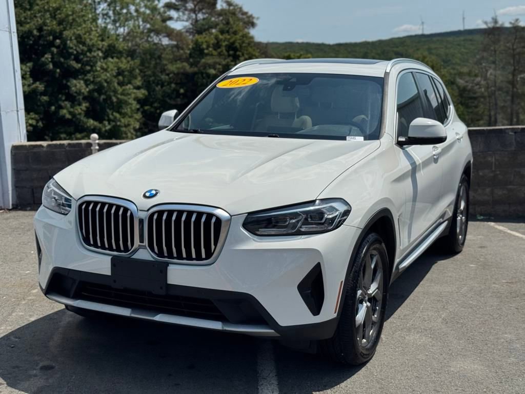 2022 BMW X3 30i's photo