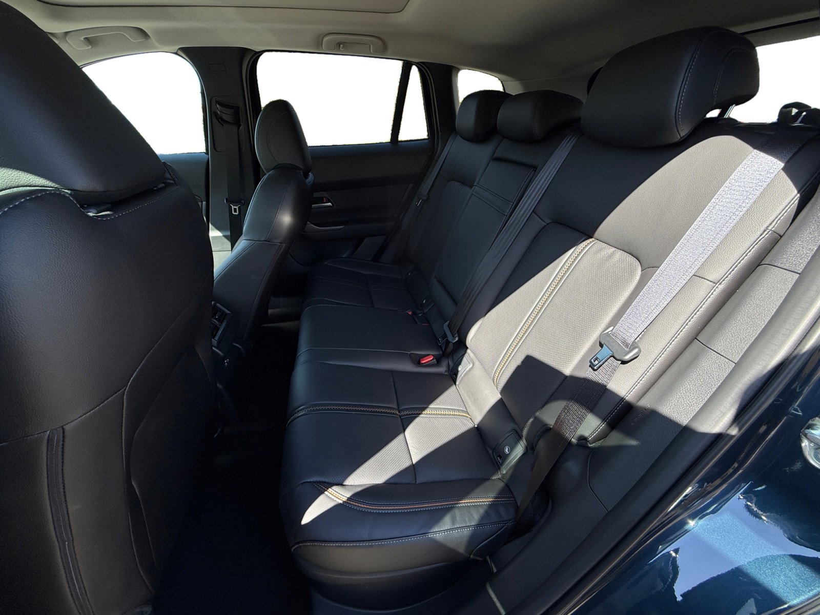 2025 Mazda CX-50 Premium photo 13