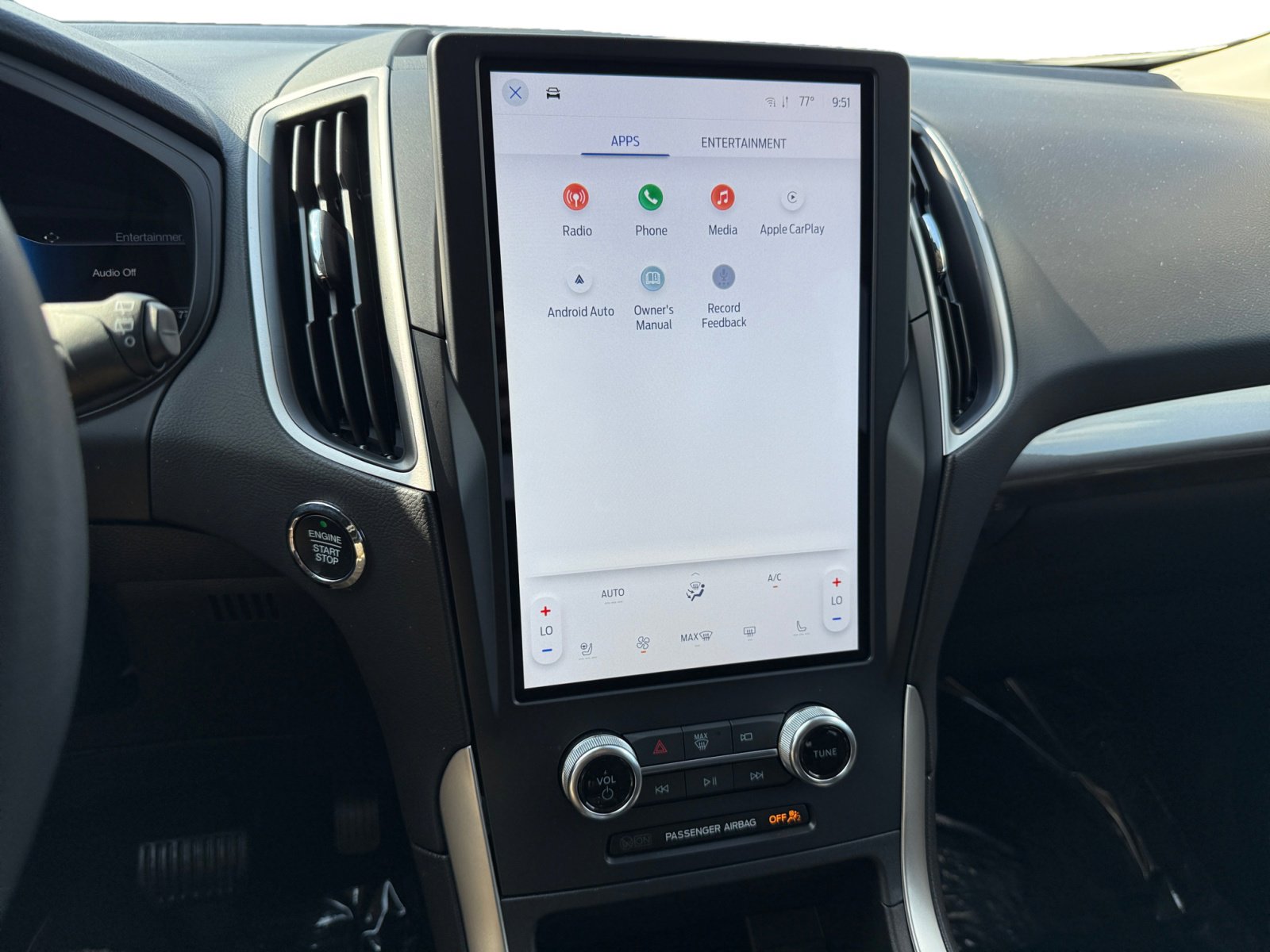 2024 Ford Edge SEL photo 12