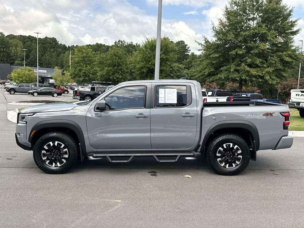 2024 Nissan Frontier PRO-4X photo 2