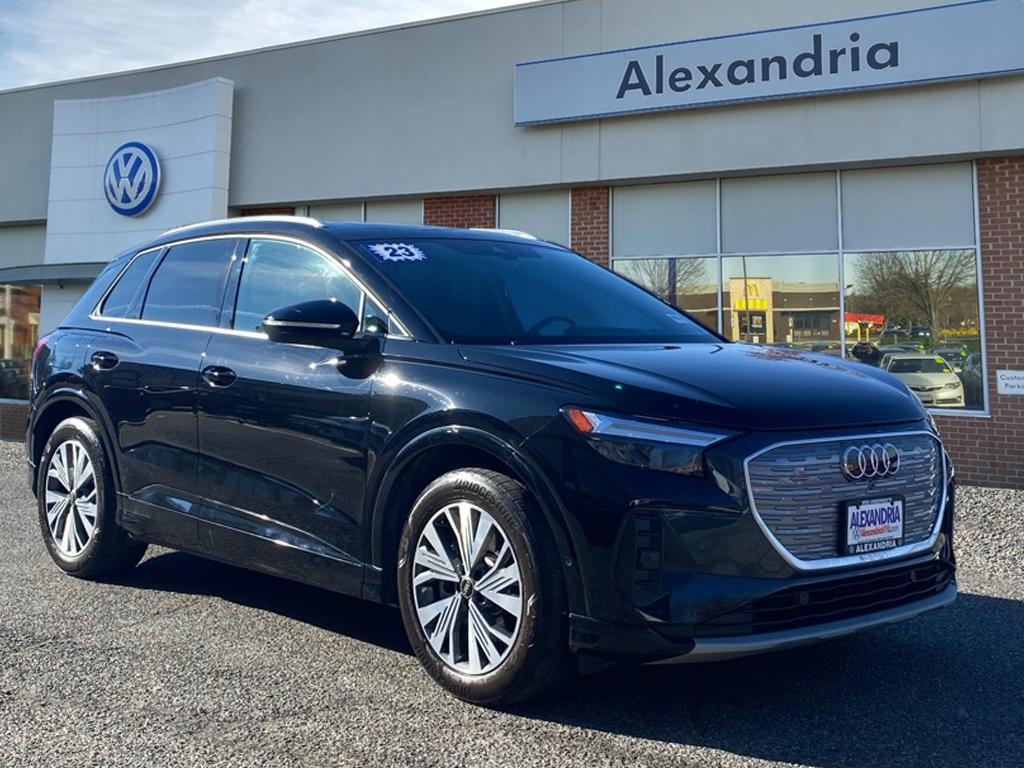 2023 Audi Q4 e-tron Premium Plus's photo