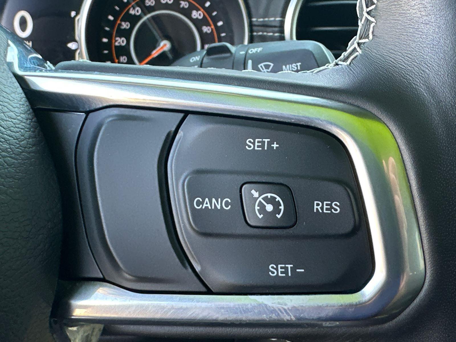 2023 Jeep Wrangler Sahara photo 14