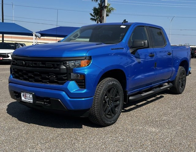 2026 Chevrolet Silverado 1500 Custom photo 3