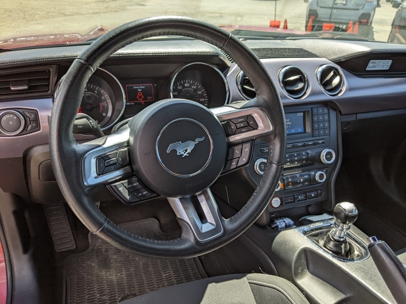 2015 Ford Mustang EcoBoost photo 10