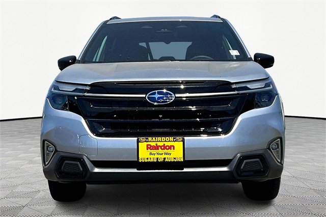 2025 Subaru Forester Touring photo 14