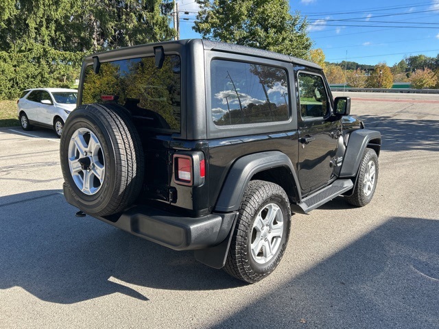 2019 Jeep Wrangler Sport S photo 4