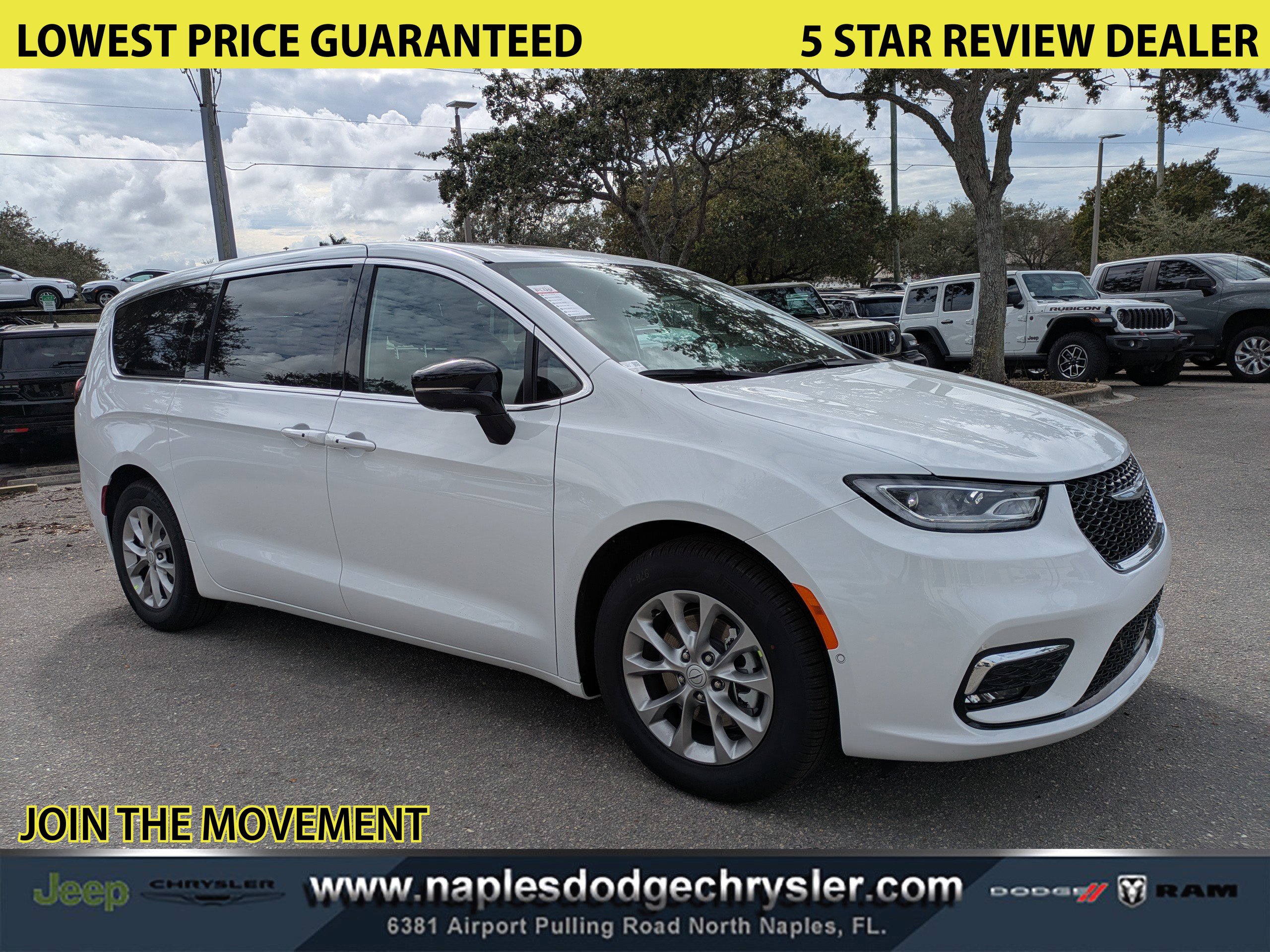 2026 Chrysler Pacifica Limited's photo