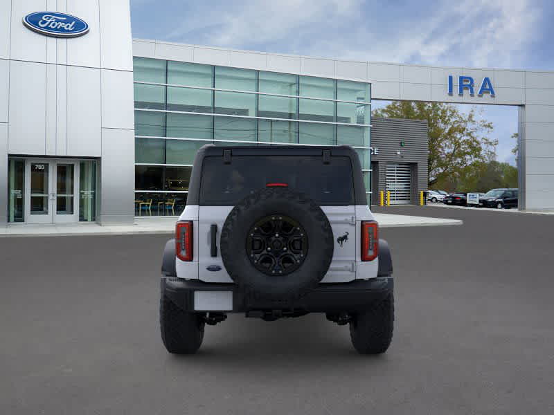 2025 Ford Bronco Badlands photo 5