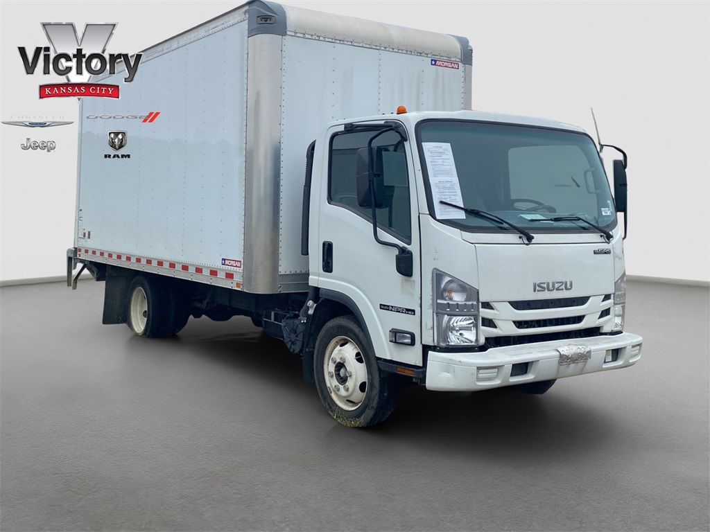 2021 Isuzu NPR HD's photo
