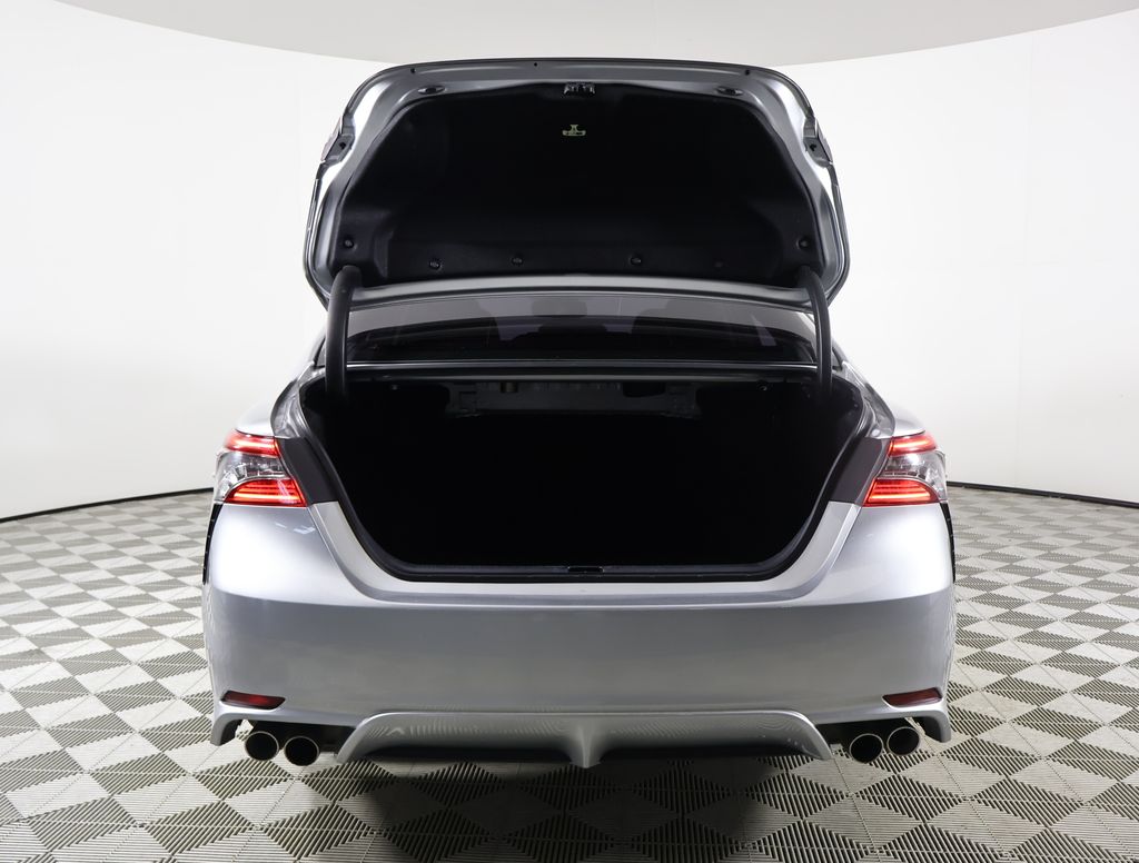 2022 Toyota Camry XSE photo 18