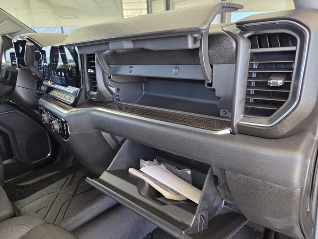 2023 Chevrolet Silverado 1500 LT photo 40