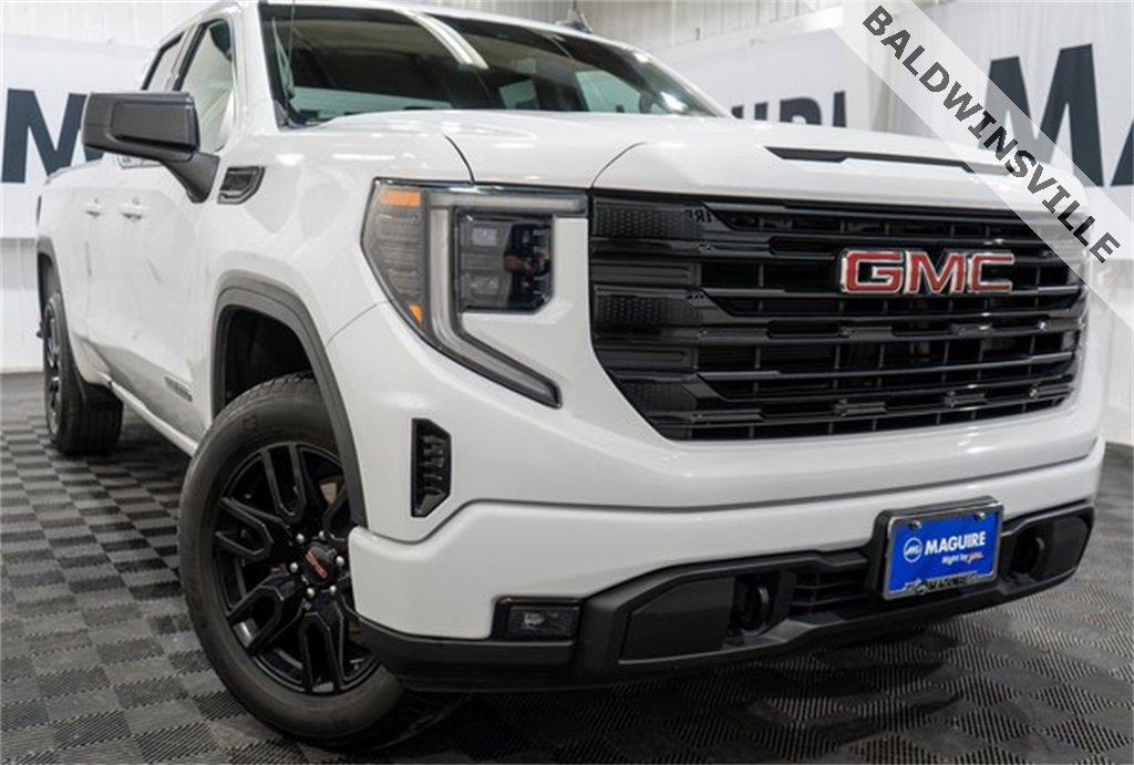 2023 GMC Sierra 1500 Elevation's photo