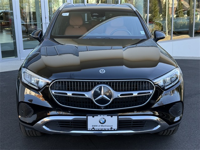 2024 Mercedes Benz GLC 300 4MATIC photo 2