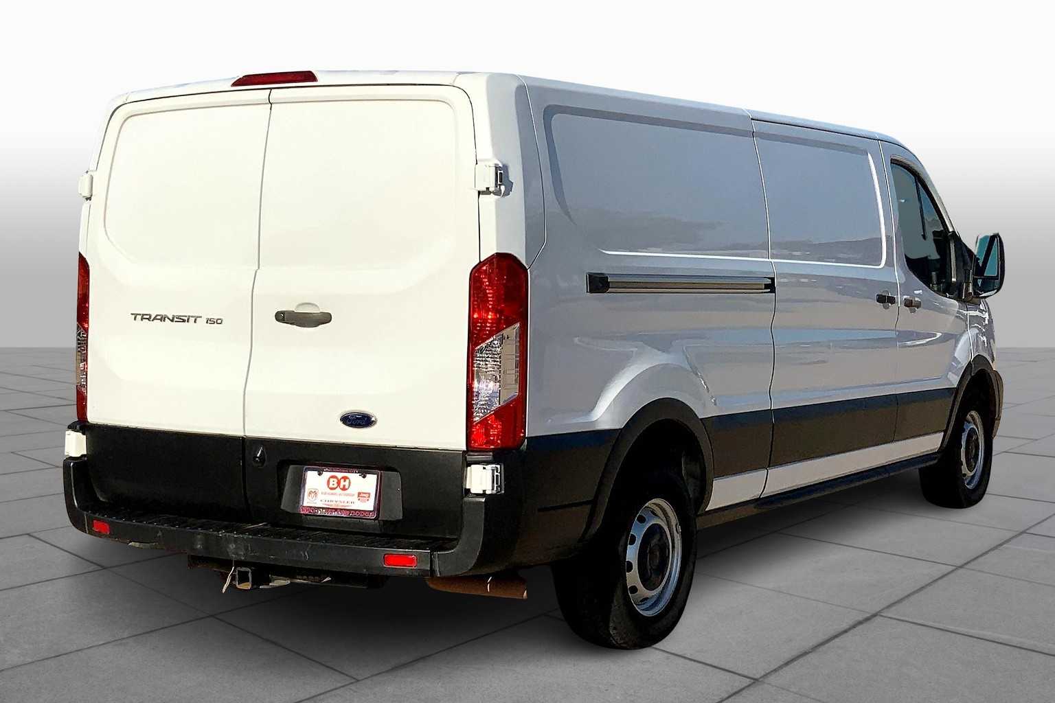 2021 Ford Transit photo 12
