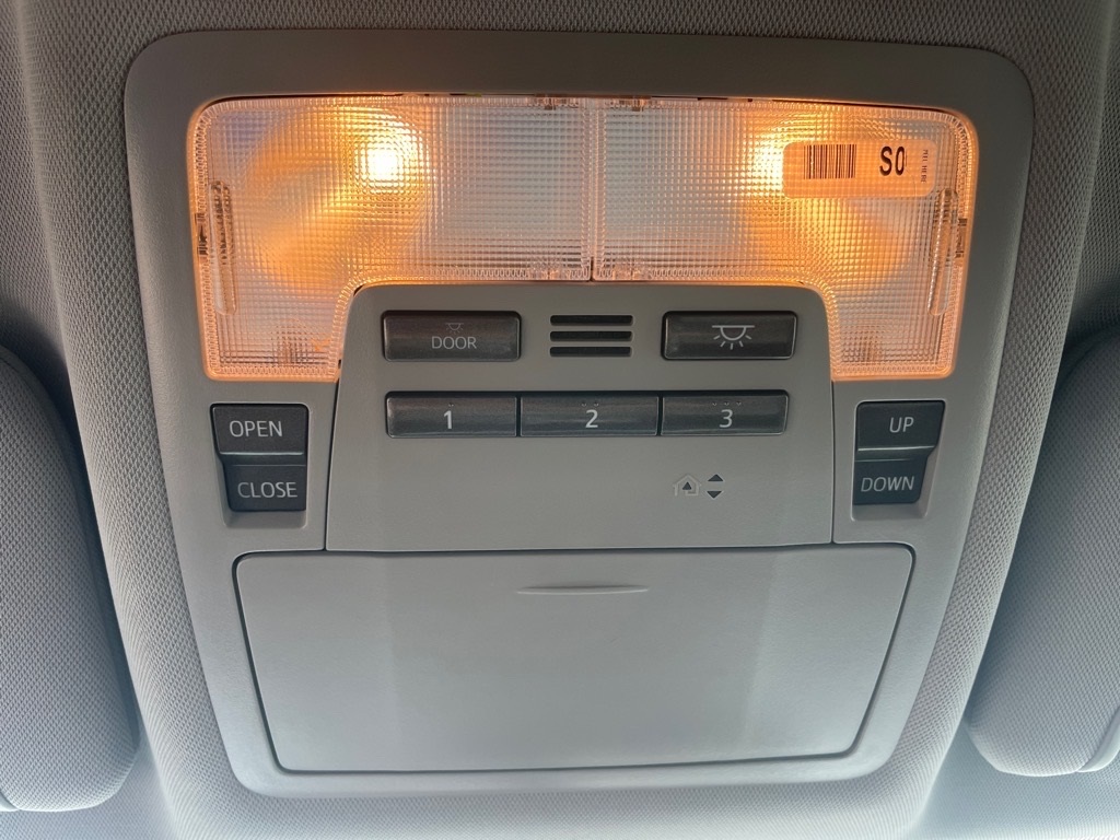 2016 Toyota Highlander XLE photo 14