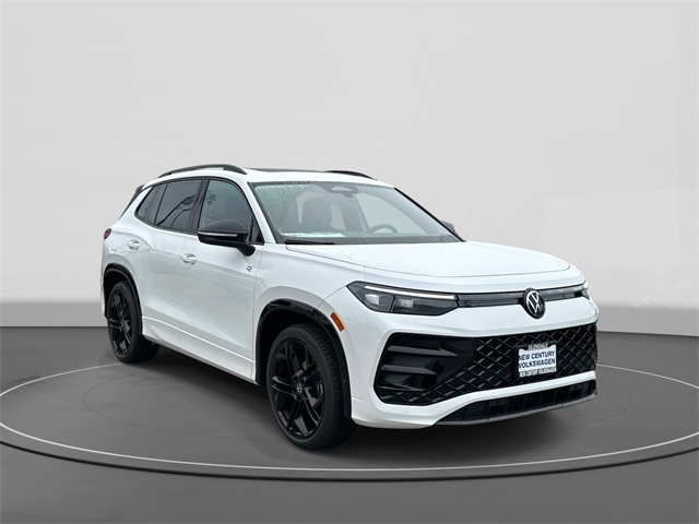 2026 Volkswagen Tiguan SE R-LINE BLACK's photo