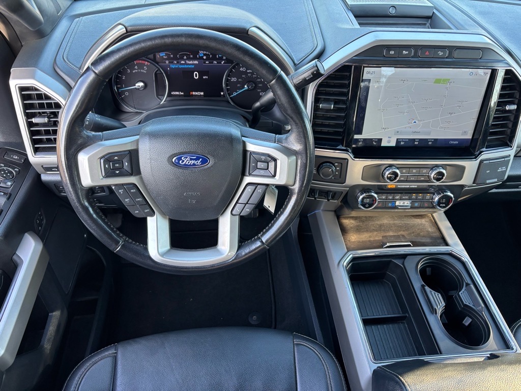 2022 Ford F-250 Lariat photo 10