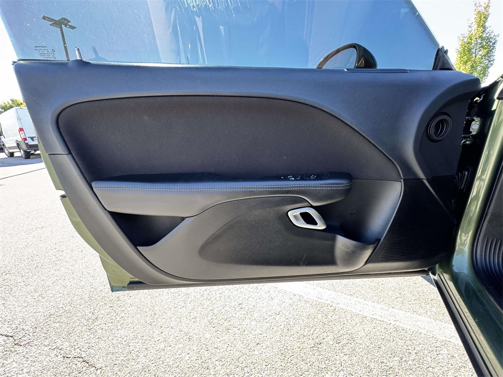 2020 Dodge Challenger SXT photo 26