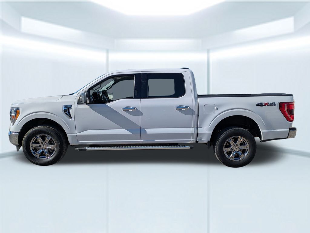 2023 Ford F-150 XLT photo 2