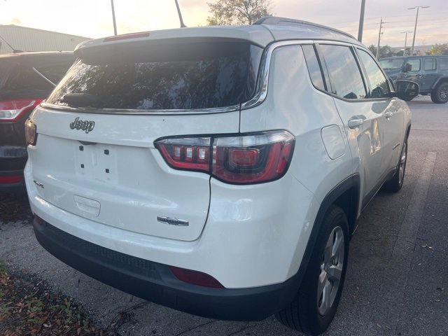 2017 Jeep Compass North Edition Latitude photo 4