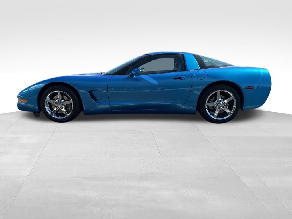 1998 Chevrolet Corvette Base photo 2