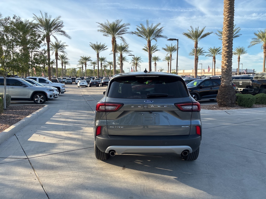 2024 Ford Escape Active photo 2