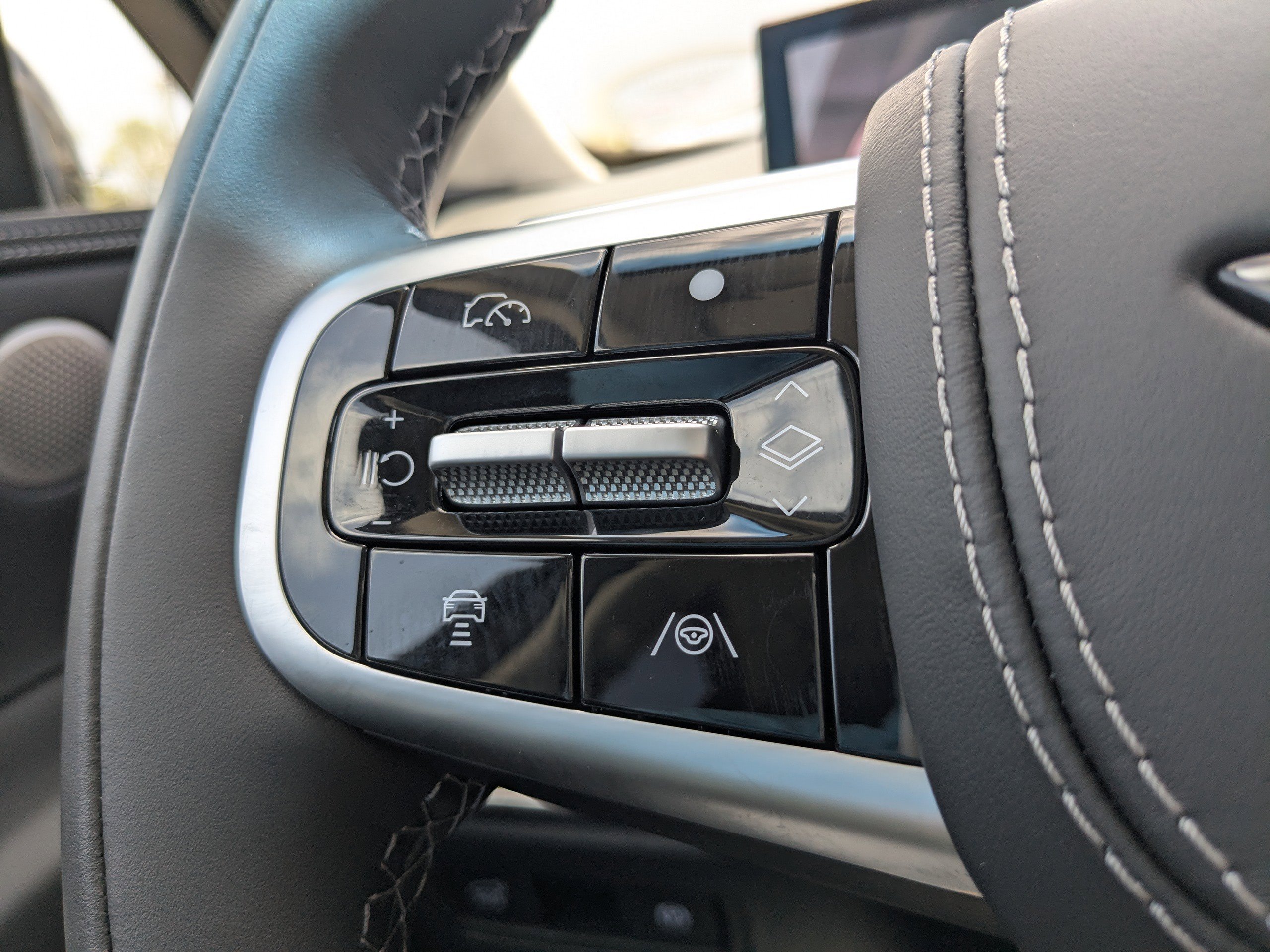 2025 Genesis GV80 3.5T Prestige AWD photo 19
