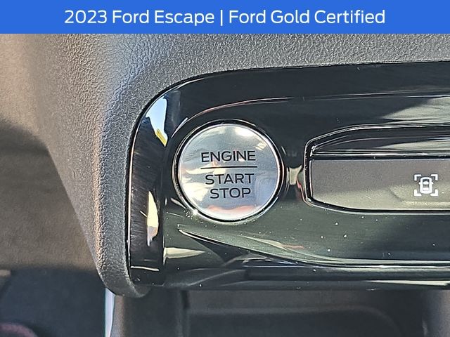 2023 Ford Escape ST-Line photo 26