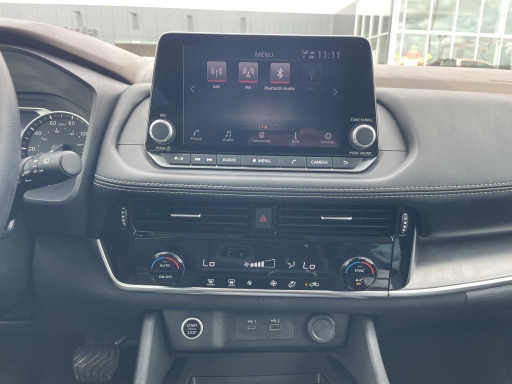2023 Nissan Rogue SV photo 16