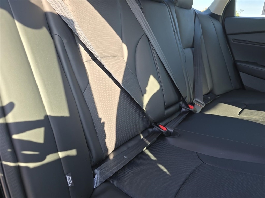 2025 Honda Accord Touring photo 15