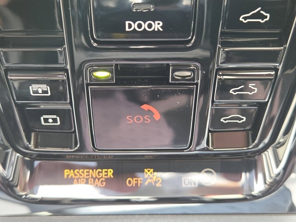 2026 Lexus NX 350h Luxury AWD photo 17