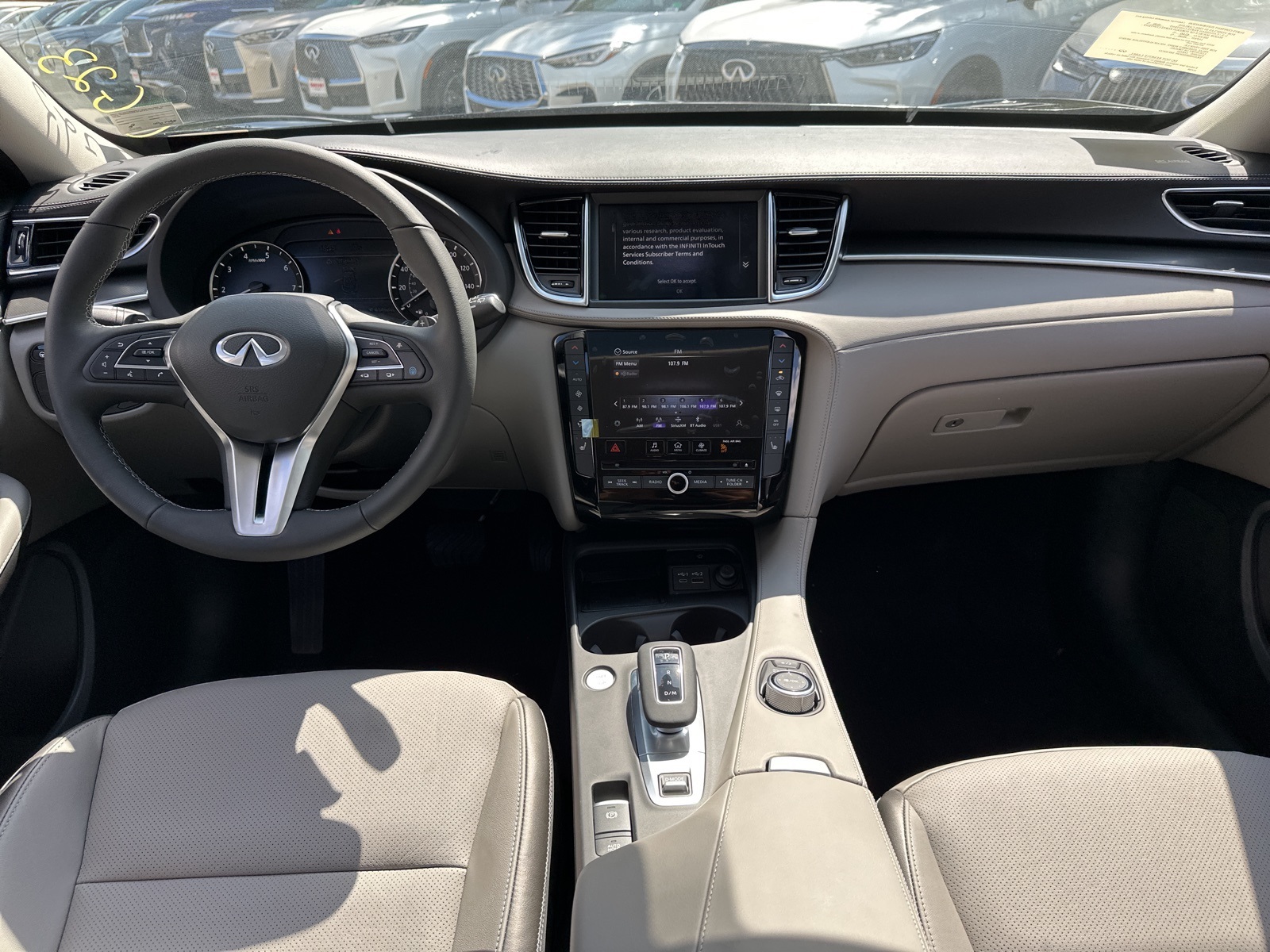 2025 Infiniti QX50 Luxe AWD photo 11