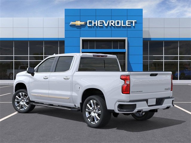 2026 Chevrolet Silverado 1500 High Country photo 2