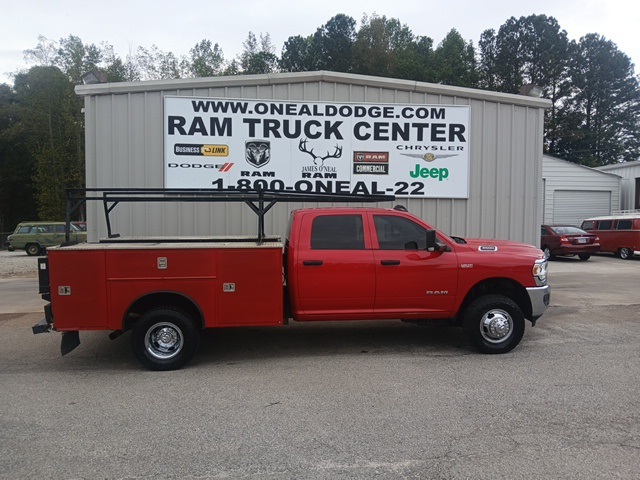 2019 Ram 3500 Tradesman photo 2