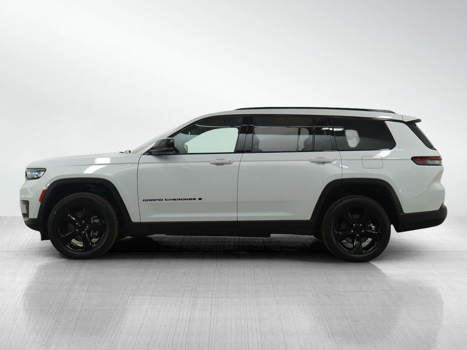 Used 2023 Jeep Grand Cherokee L Altitude with VIN 1C4RJKAG6P8893928 for sale in Hopkins, Minnesota