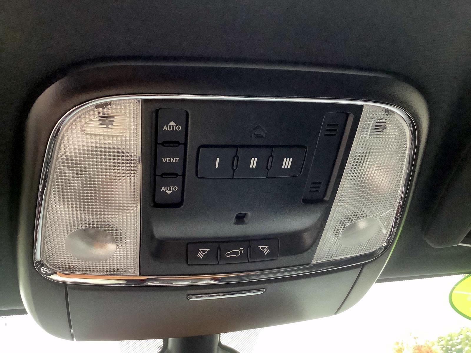 2020 Jeep Grand Cherokee Limited photo 26