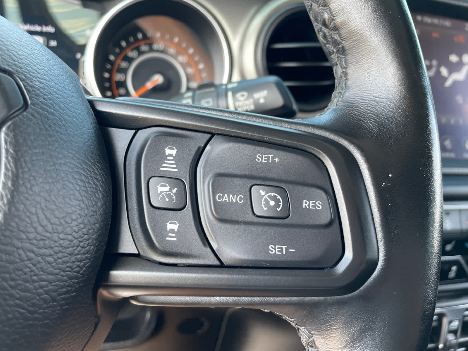 2021 Jeep Wrangler Unlimited Willys photo 23