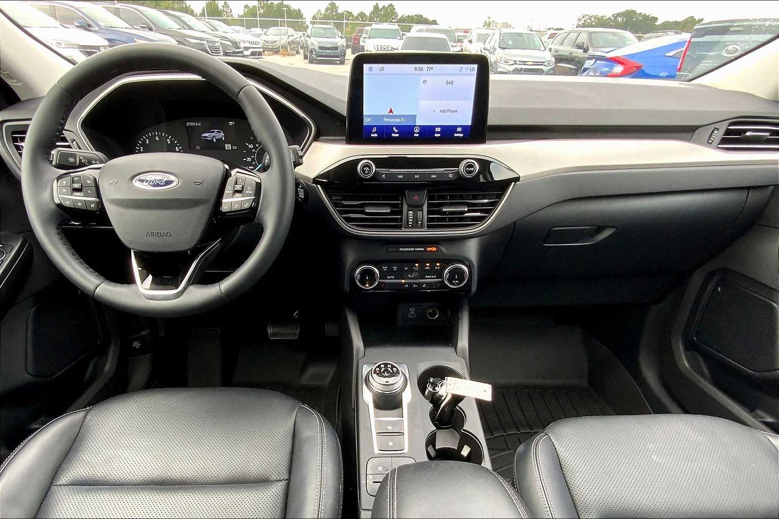 2022 Ford Escape SEL photo 14