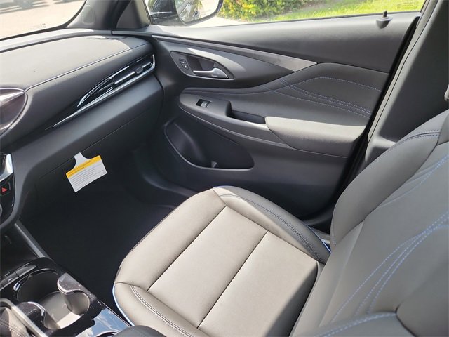 2025 Buick Envista ST photo 14
