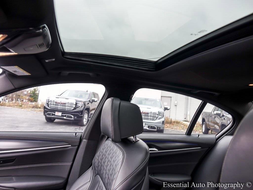 2021 BMW M550I - Image 10