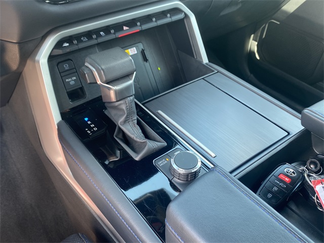 2022 Toyota Tundra Platinum photo 27