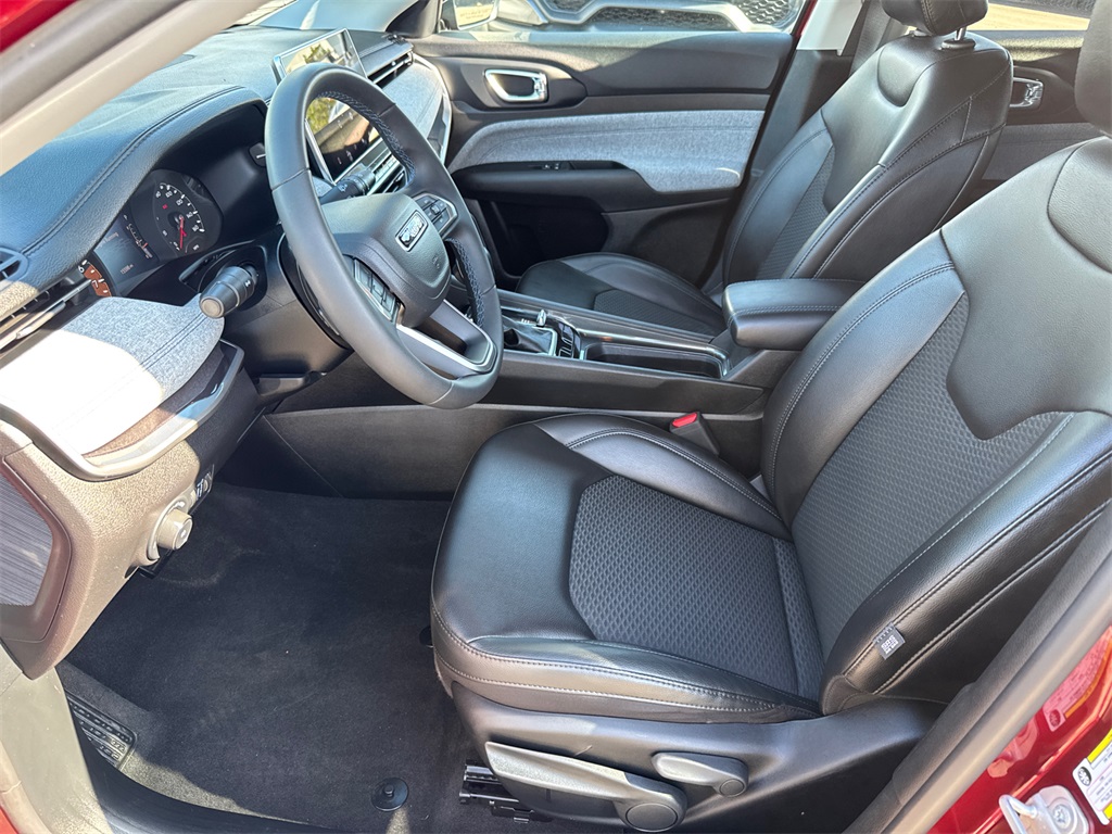 2022 Jeep Compass Latitude photo 21